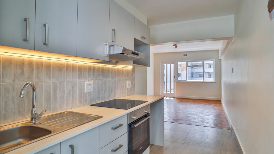 To Let 0 Bedroom Property for Rent in Sea Point Western Cape